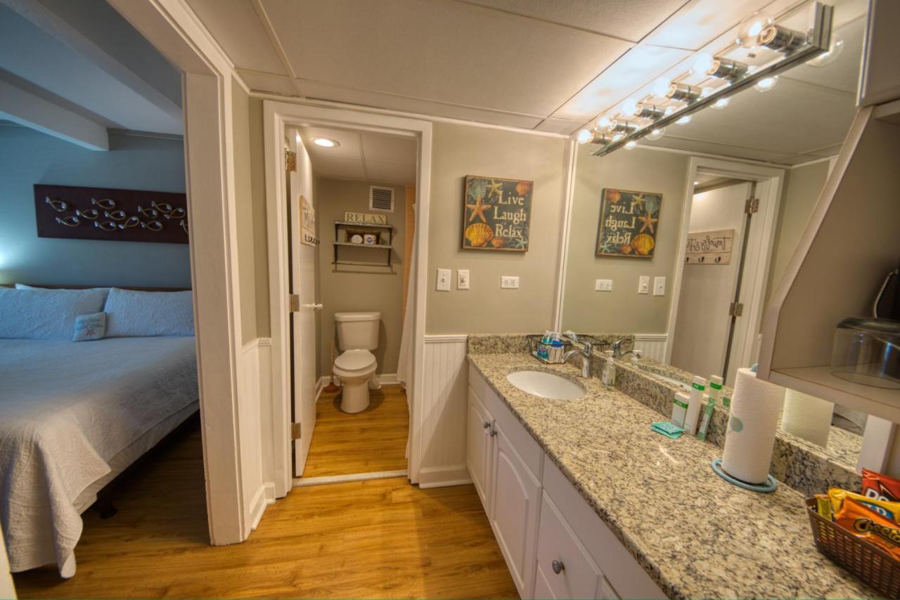 Waterway View Studio 2 W/ Pool, 1 Mile To Wrightsville Beach Wilmington Eksteriør bilde